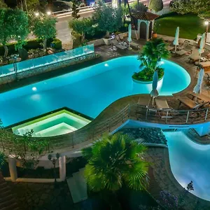 https://pyrgos.hotelschalkidiki.net
